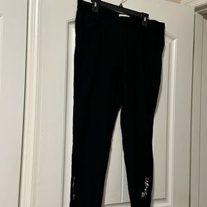 Women’s XL RETROLOGY Black Slacks with Embroidered Detail
